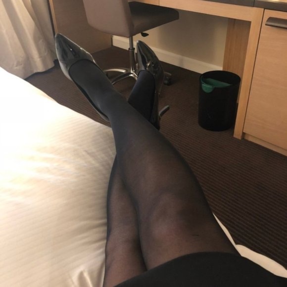 American Airlines Flight Attendant Uniform Work Pantyhose Tights - Picture 7 of 7